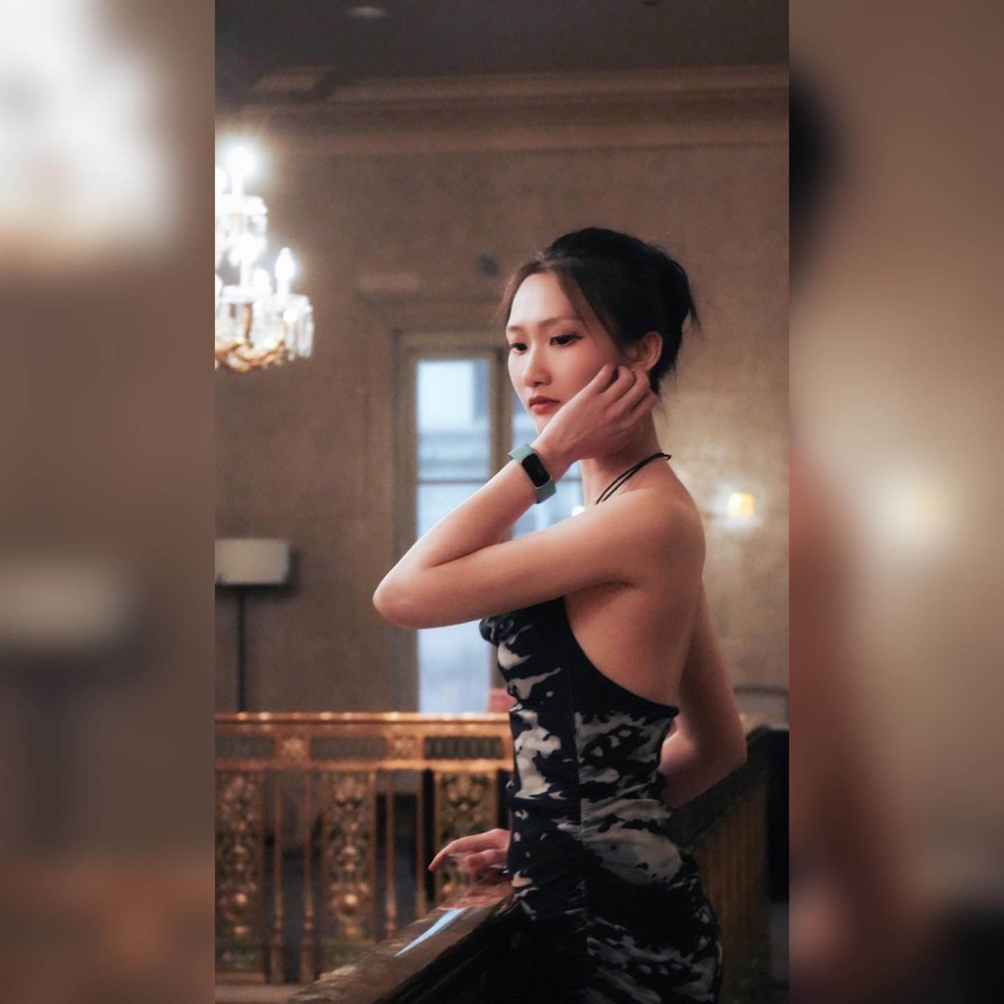 Iris modeling on a staircase